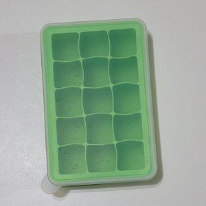 Green sprouts baby food freezer tray
